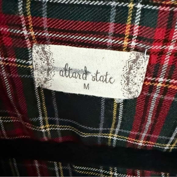 Altar’d State Red and Black Plaid Button-Up Shirt Size Medium Christmas - Picture 4 of 7